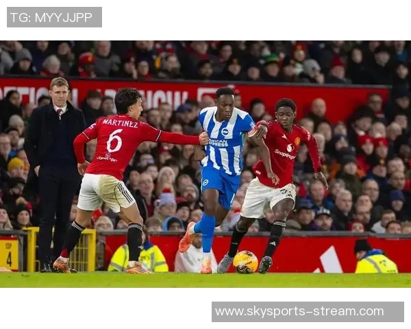 足总杯惊天冷门曼联大胜那不勒斯红牌事件引发全场热议