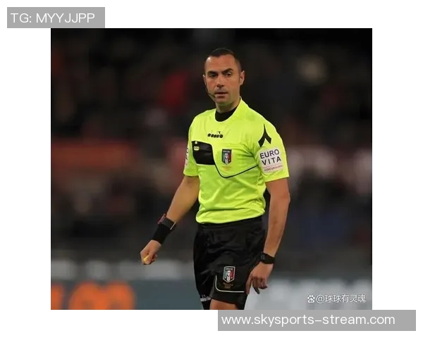 意甲焦点战波尔图逆转那不勒斯争议判罚引发全场热议