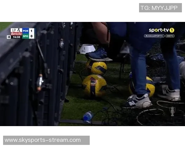 中超历史冷门波尔图逆转里昂补时绝杀引发全场狂欢