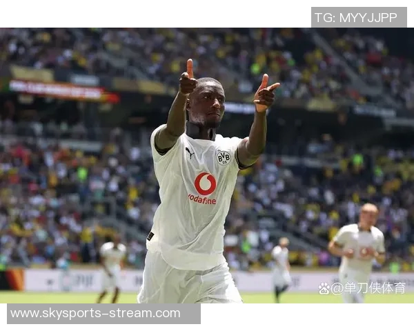 德甲激战：多特蒙德与国米平局红牌争议引发全场热议