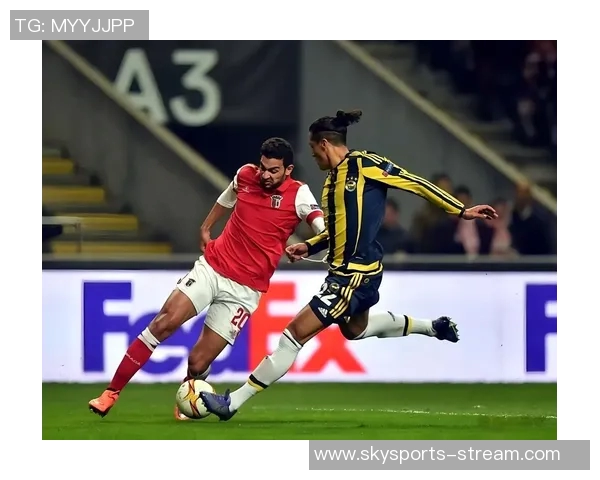 本菲卡大胜里昂晋级世界杯点球大战引发转会传闻热潮